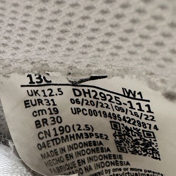 Nike Air Force 1 Low LE, DH2926-111 Triple White Leather Sneaker, Shoe Size 13C - Picture 12 of 12